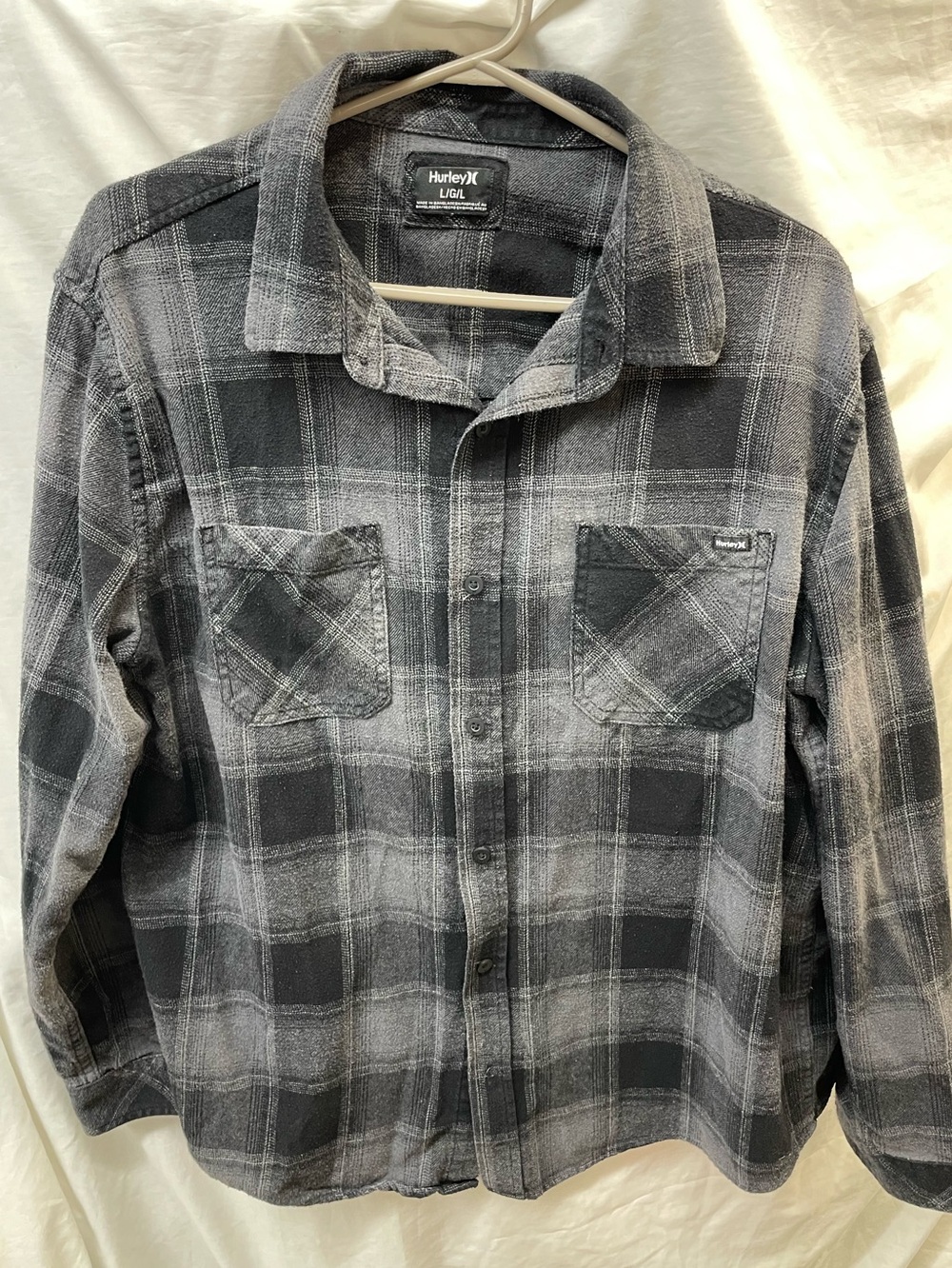 Hurley Men’s Gray Plaid Flannel Shirt Sz L